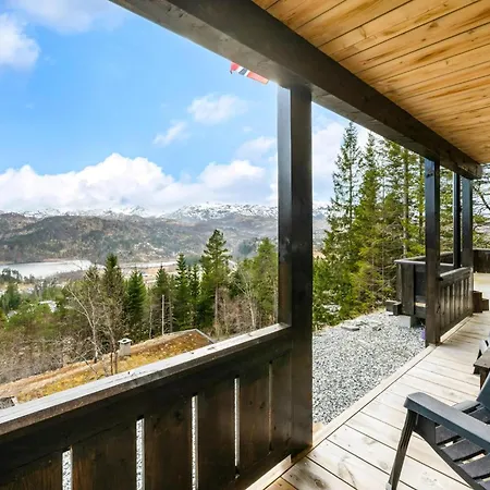 Mountain With Panoramic Views In Kvamskogen Feriehus Norheimsund